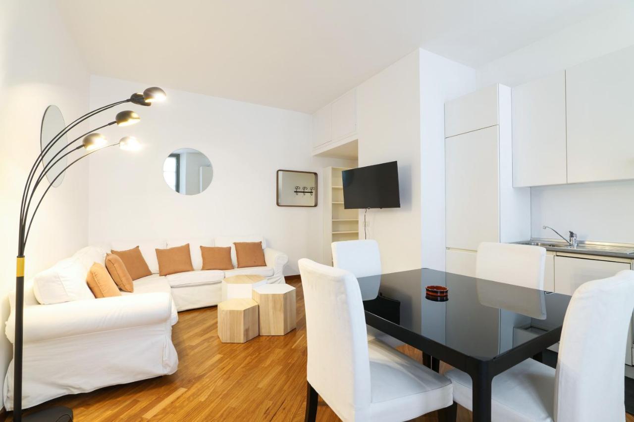Charming San Babila Apt. Милан Экстерьер фото